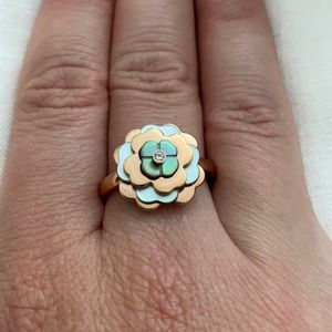 Never Worn Folli Follie Flower Ring